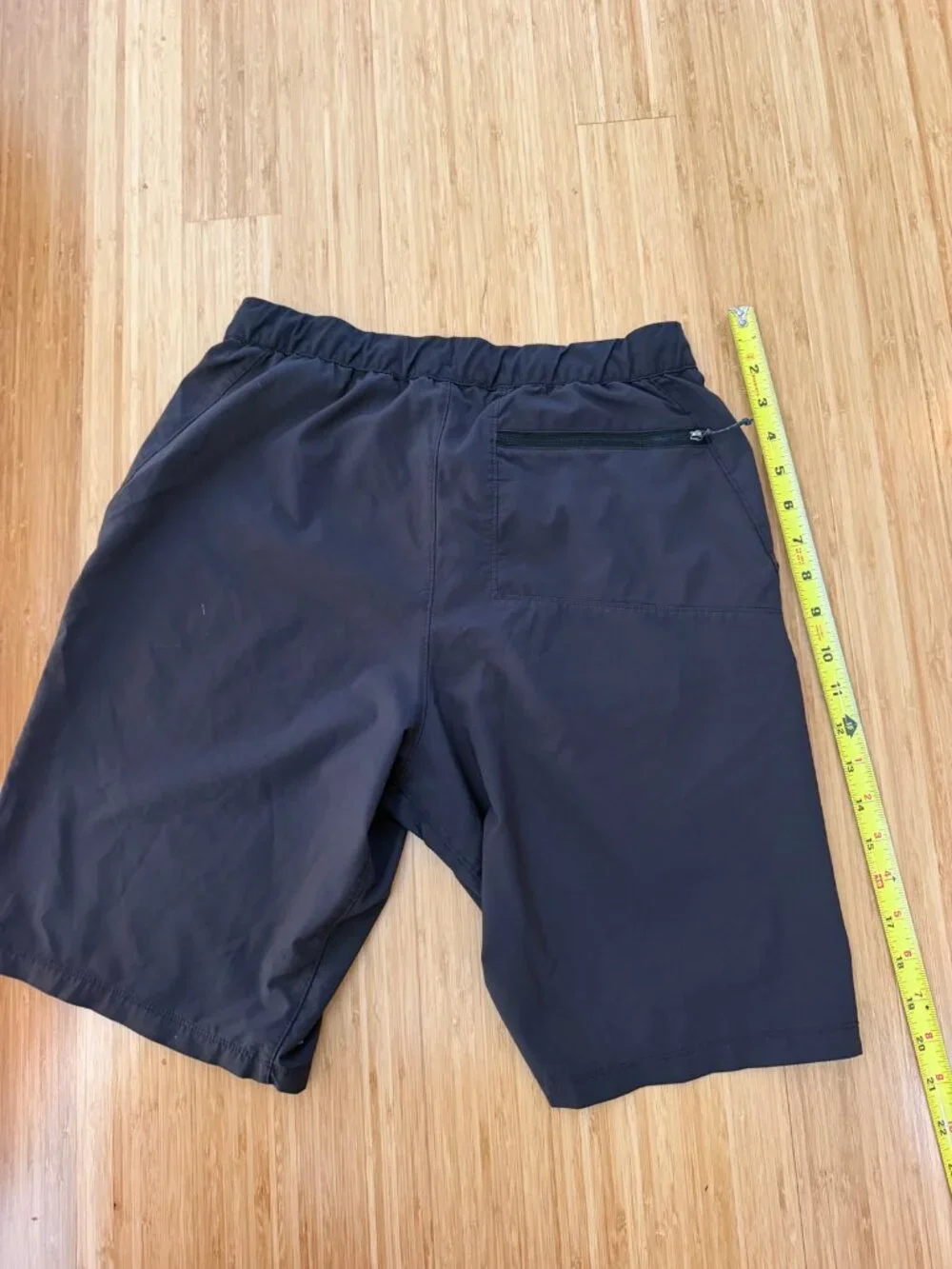 Patagonia Men's Black Nine Trails Shorts 8 In Size M Drawstring Athletic